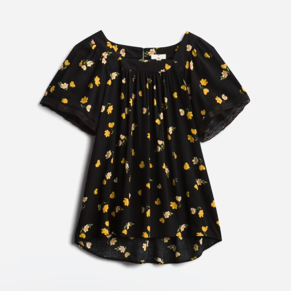 Mason & Belle Clinten Lace Detail Top